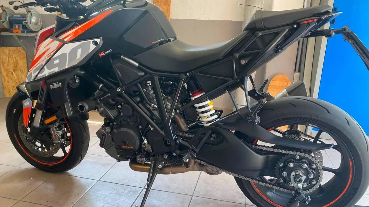 KTM 1290 Super Duke R ABS (2017 - 18)  (6)