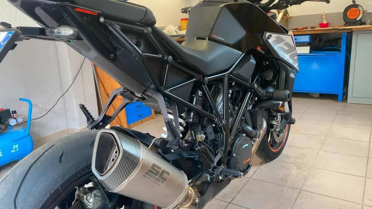 KTM 1290 Super Duke R ABS (2017 - 18)  (9)