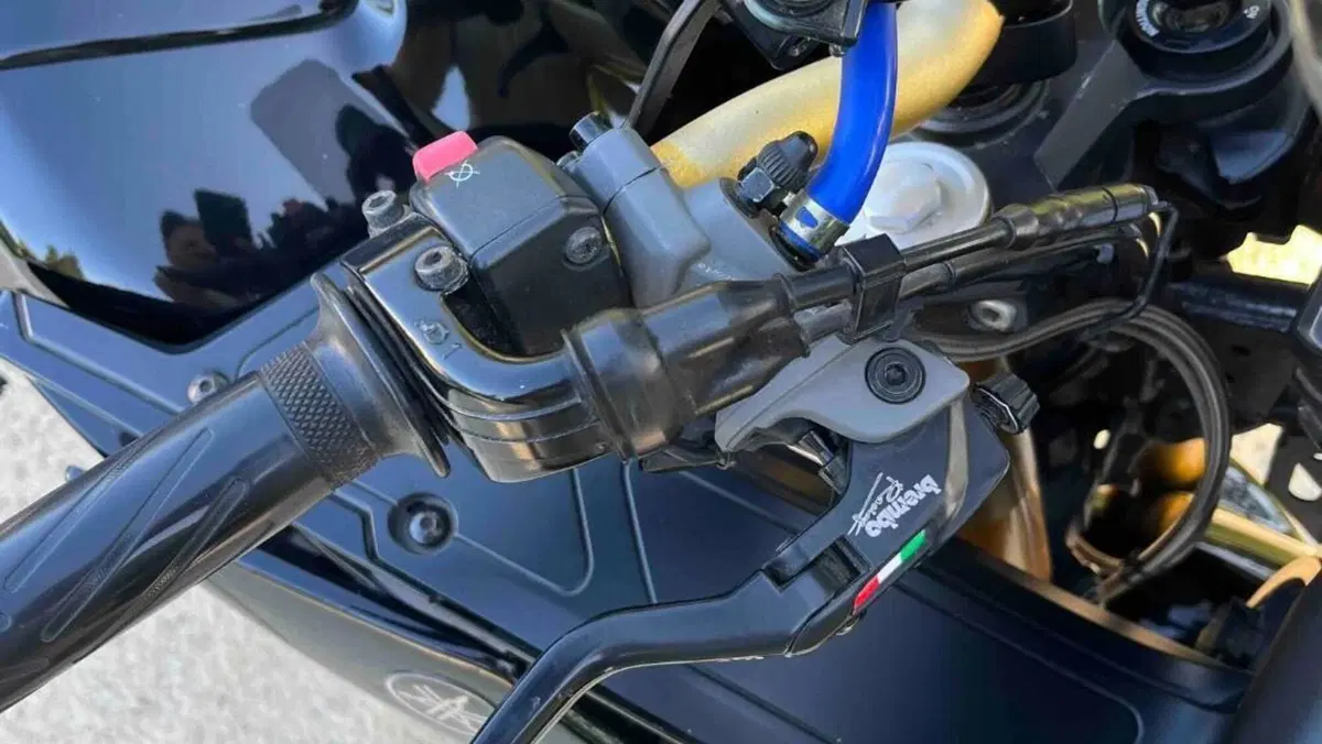 Yamaha Fazer 8 (2010 - 16)  (8)