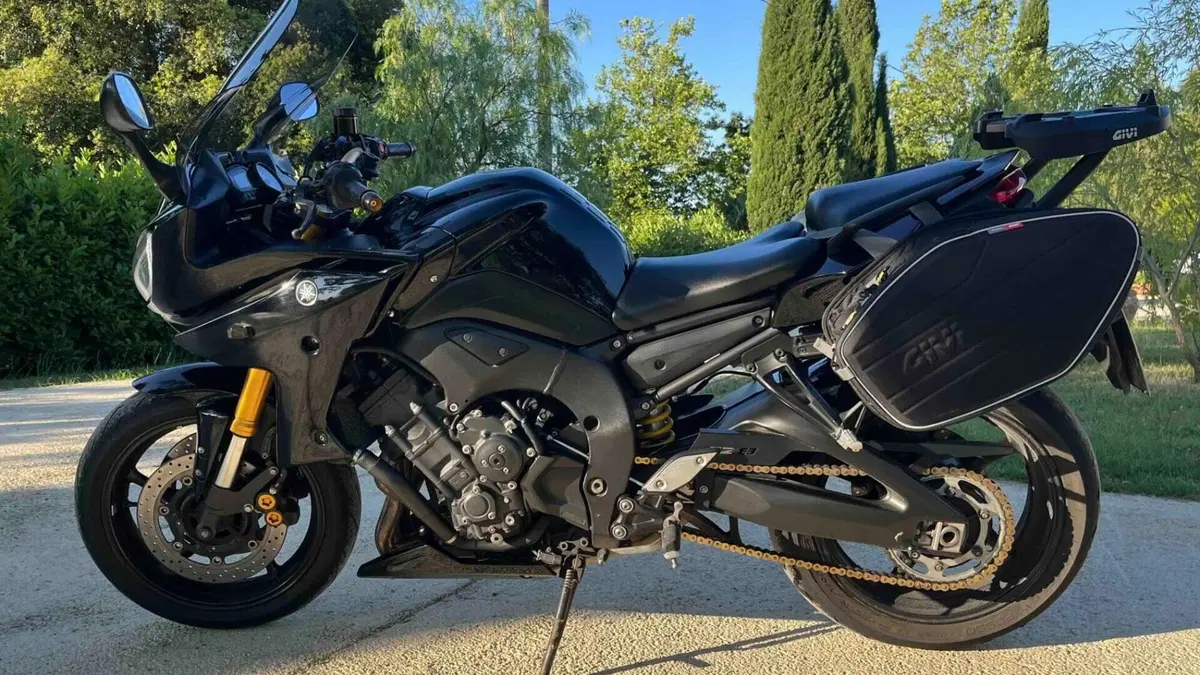 Yamaha Fazer 8 (2010 - 16) 