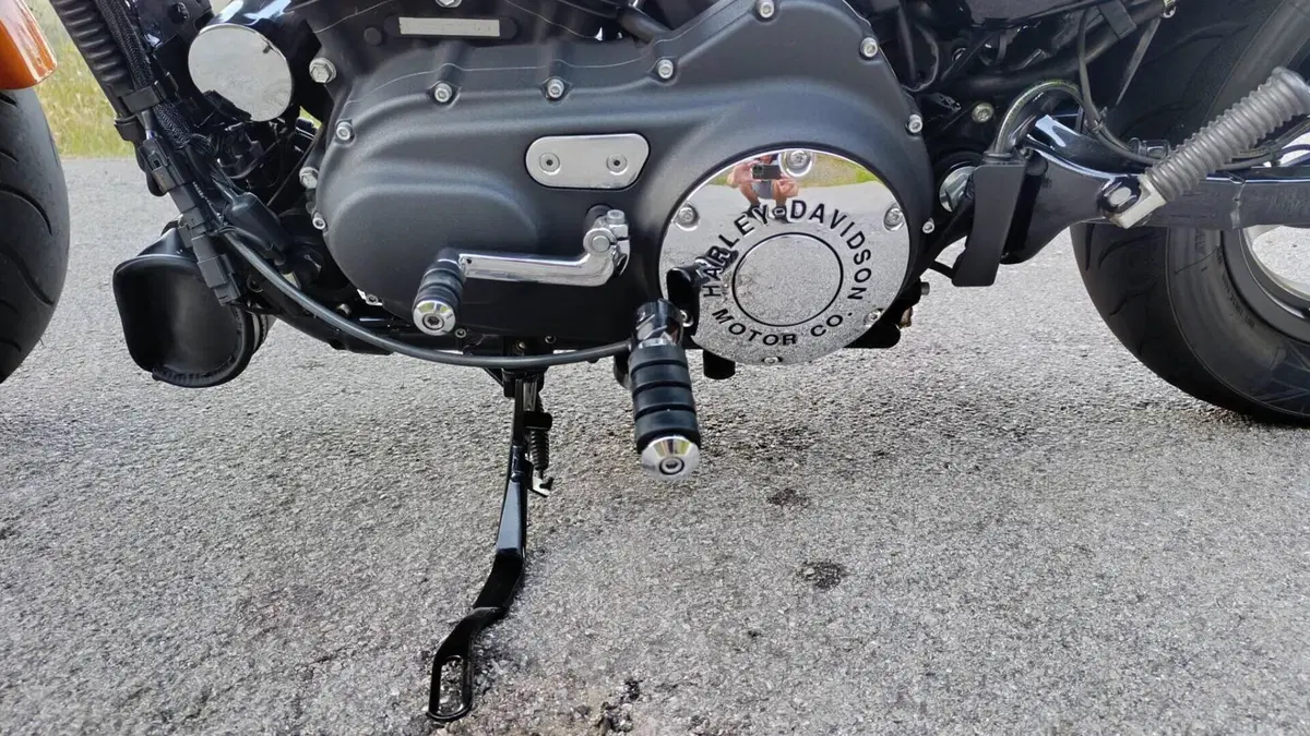 Harley-Davidson 1200 Custom CA (2013 - 17) - XL 1200CA  (5)