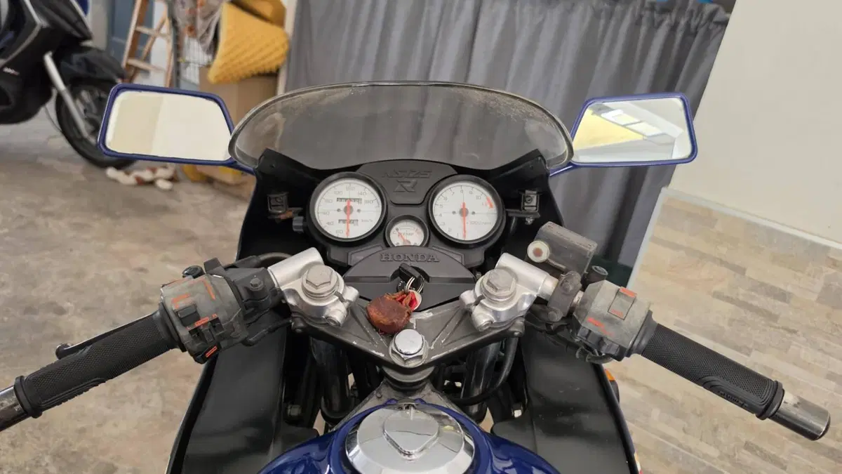 Honda NSR 125 (1988 - 90)  (3)