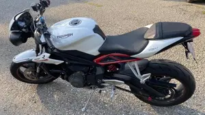 Triumph Street Triple R (2017 - 20)  (7)