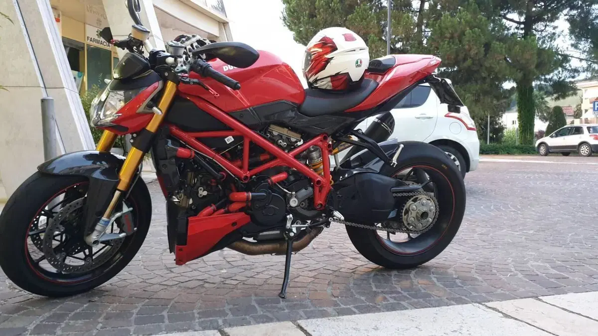 Ducati Streetfighter S (2009 - 14)  (3)