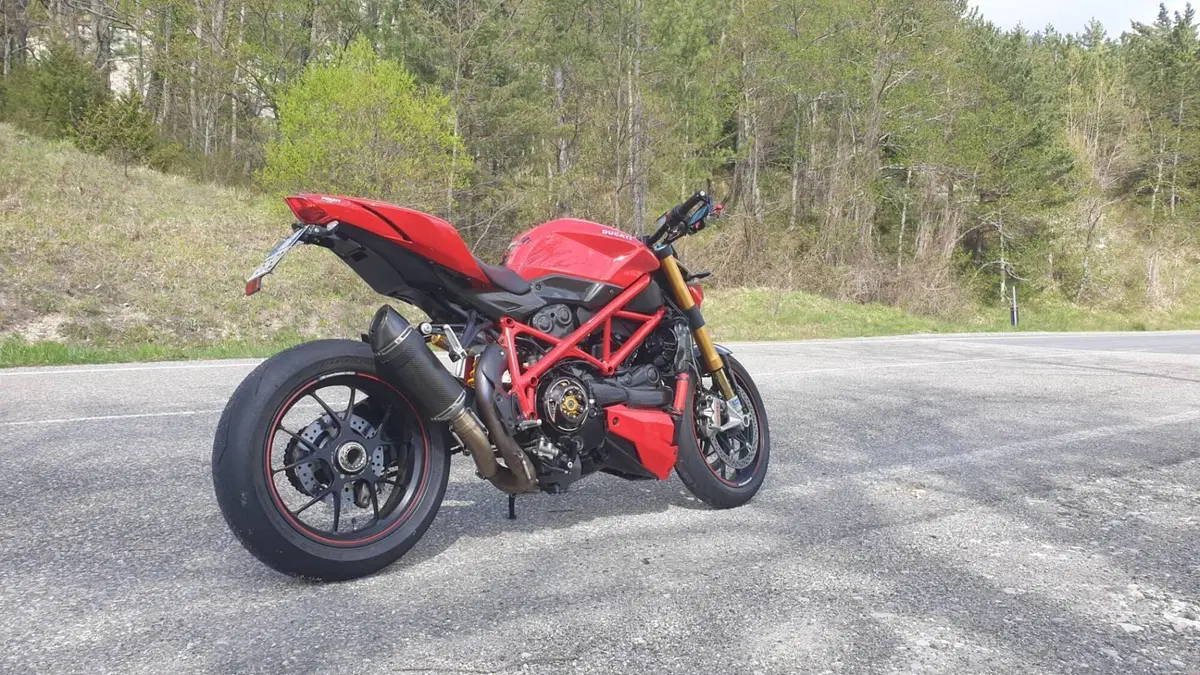 Ducati Streetfighter S (2009 - 14)  (5)