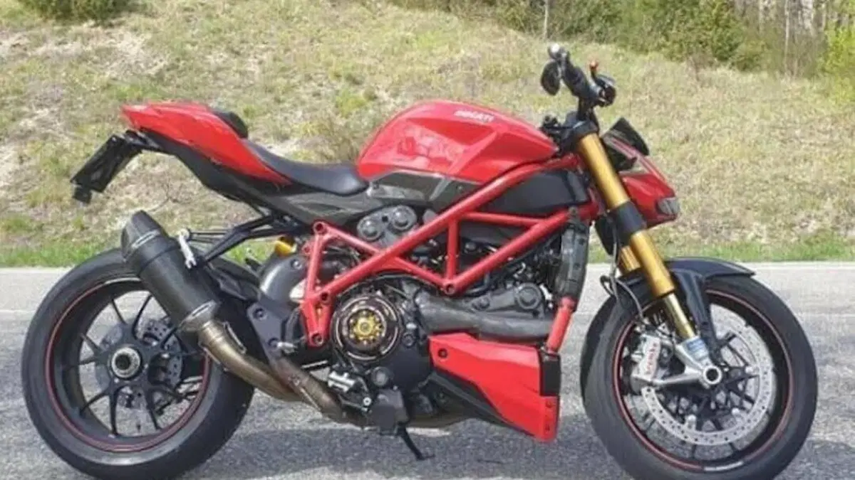 Ducati Streetfighter S (2009 - 14)  (7)