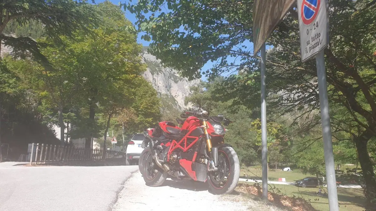 Ducati Streetfighter S (2009 - 14)  (10)