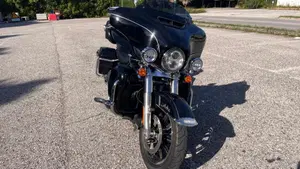 Harley-Davidson 107 Electra Glide Ultra Limited Low (2017 - 18) - FLHTKL  (5)