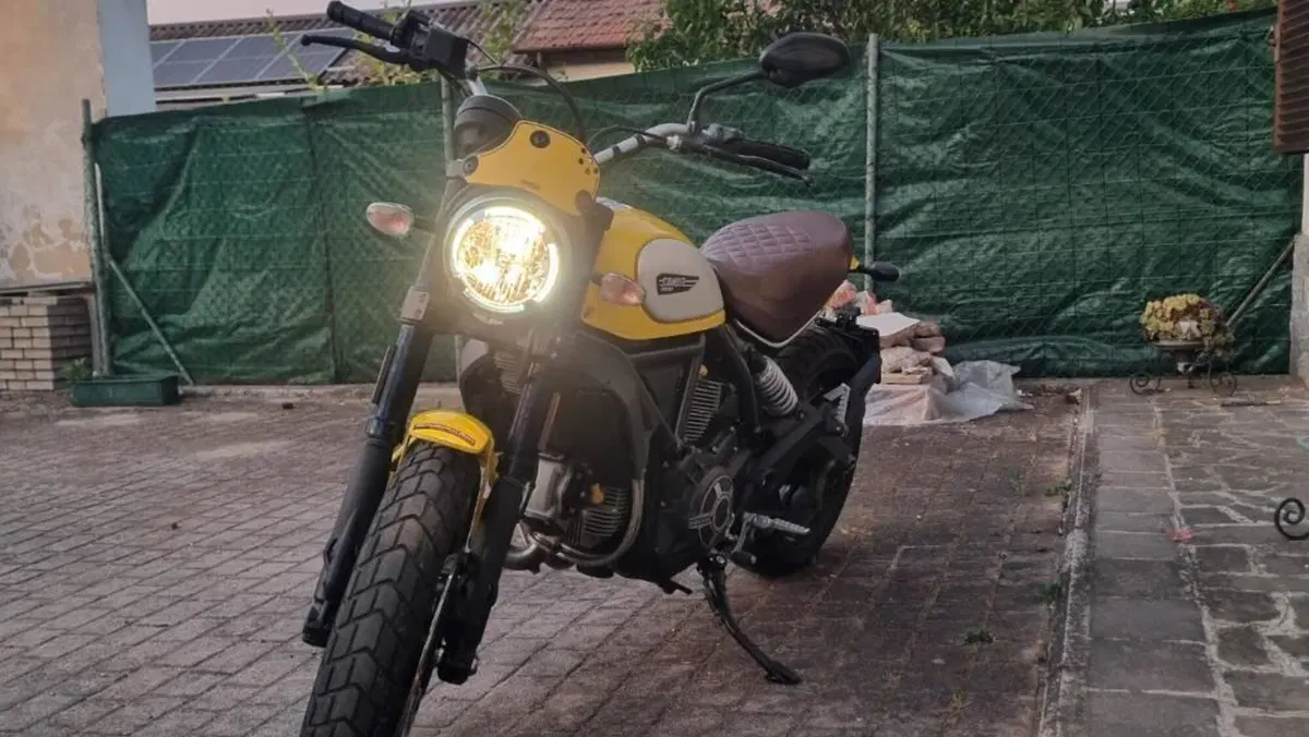 Ducati Scrambler 800 Classic (2015 - 16)  (8)