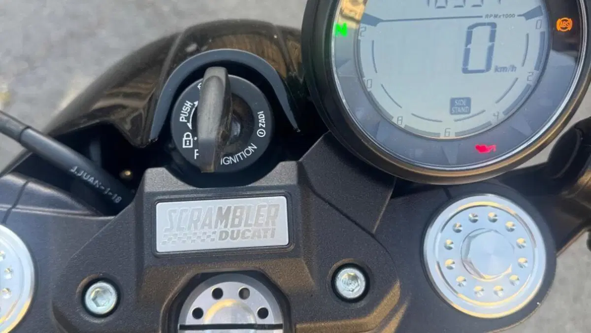 Ducati Scrambler 800 Cafè Racer (2017 - 21)  (9)