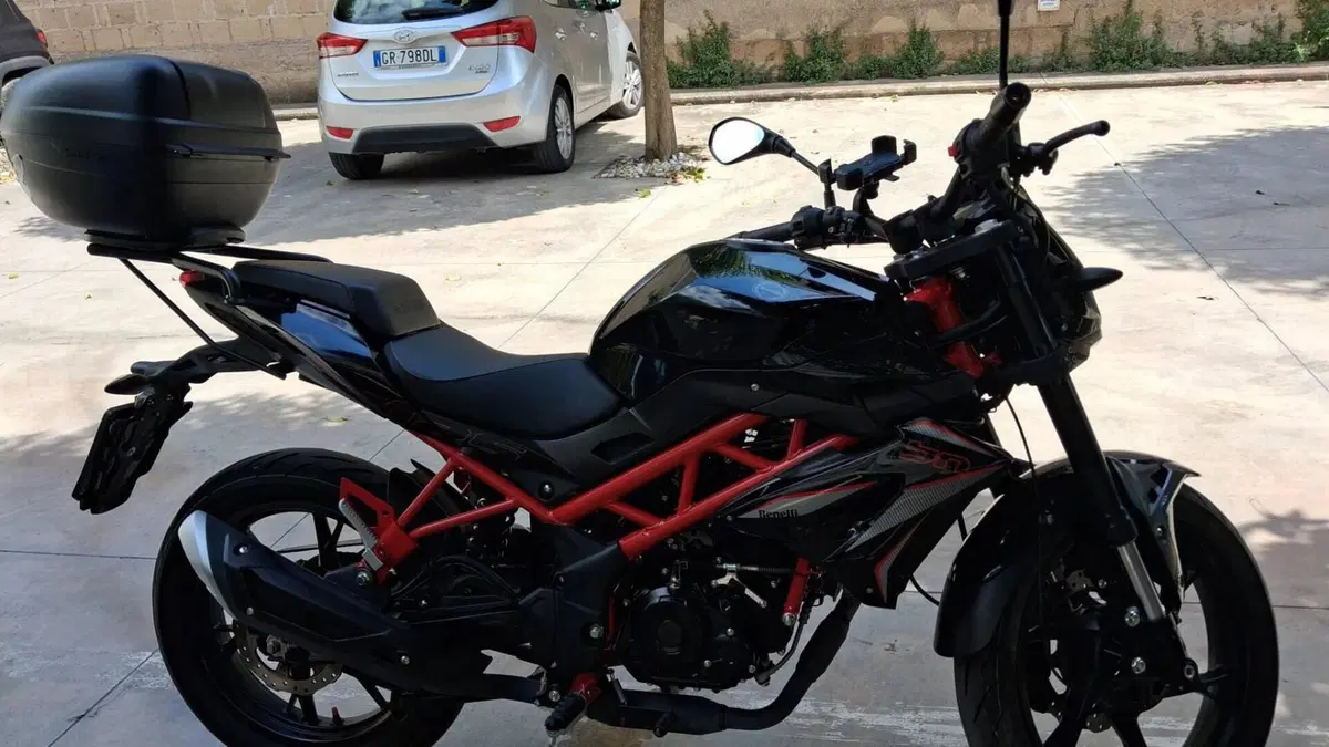 Benelli BN 125 (2018 - 20)  (3)