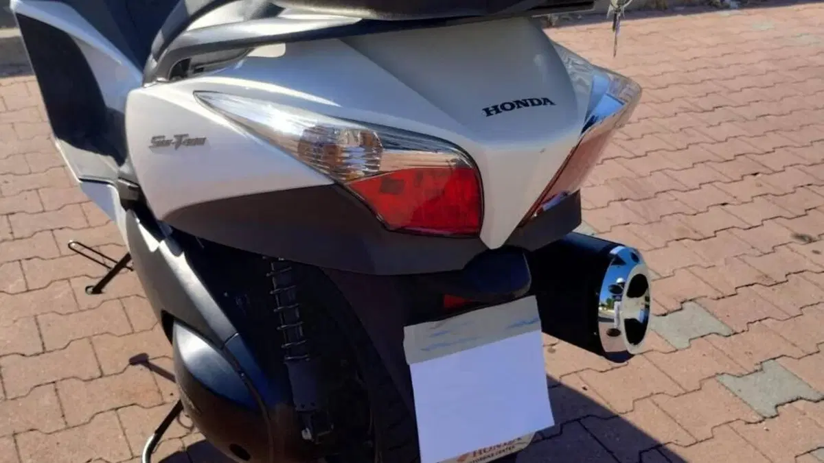 Honda SW-T 400 ABS (2008 - 16)  (5)