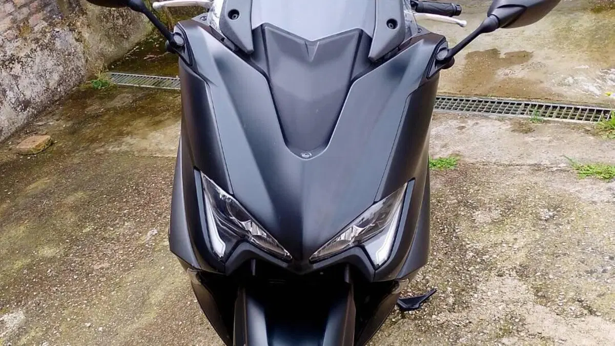 Yamaha T-Max 560 (2020 - 21)  (2)
