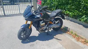 Moto Guzzi V100 Mandello S (2022 - 24)  (3)