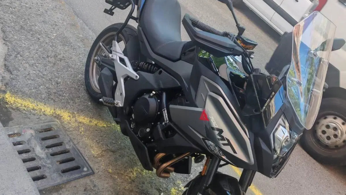 CFMOTO 700MT (2024 - 26)  (3)