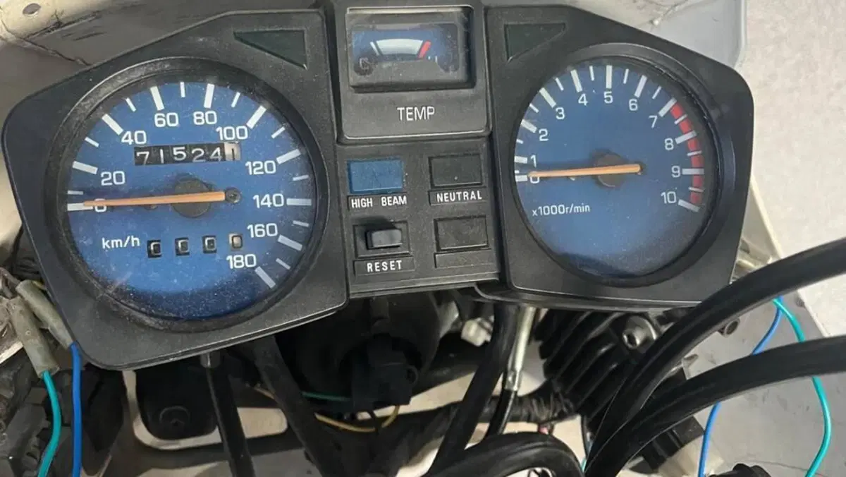 Yamaha   (4)