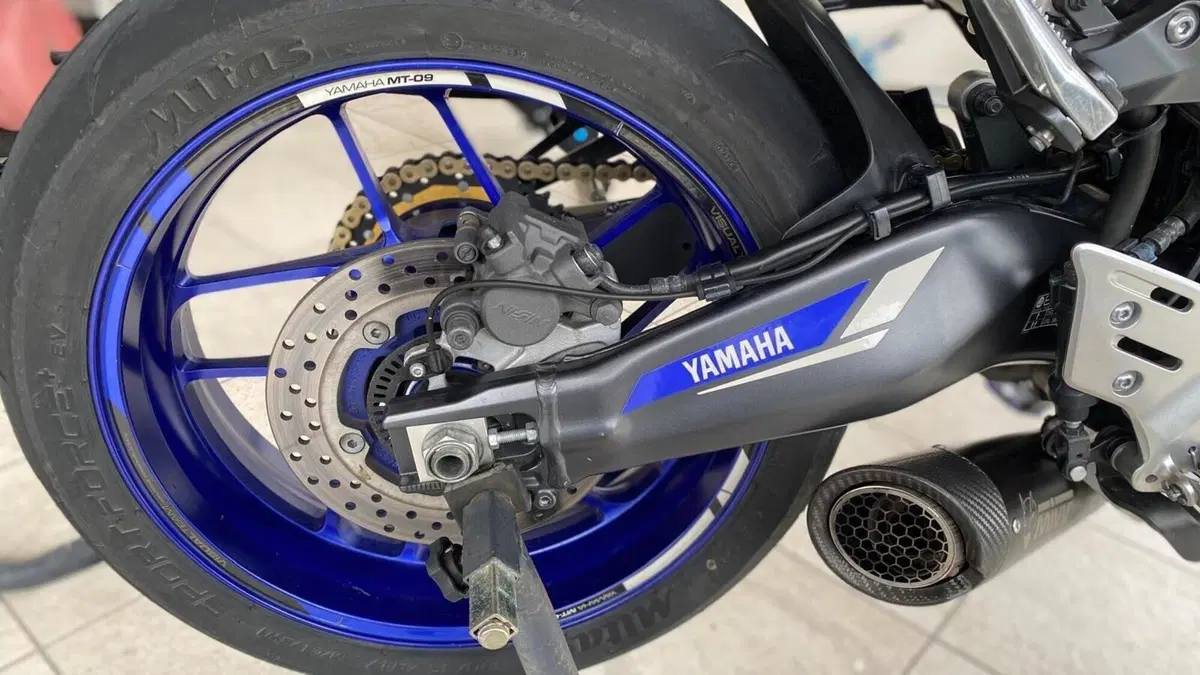 Yamaha MT-09 (2021 - 23)  (5)