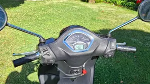 Piaggio Liberty 125 S i-get ABS (2016)  (4)