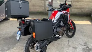 Honda Africa Twin CRF 1000L DCT (2018 - 19)  (2)