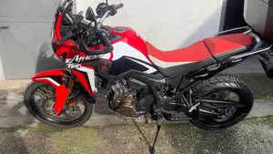 Honda Africa Twin CRF 1000L DCT (2018 - 19)  (7)