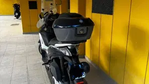 Piaggio Beverly 300 i.e. (2010 - 16)  (3)