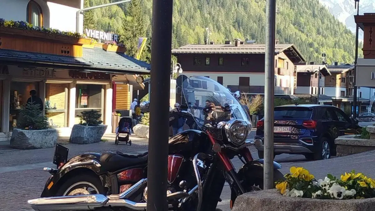 Yamaha XVS 1300 Midnight Star (2006 - 16)  (3)