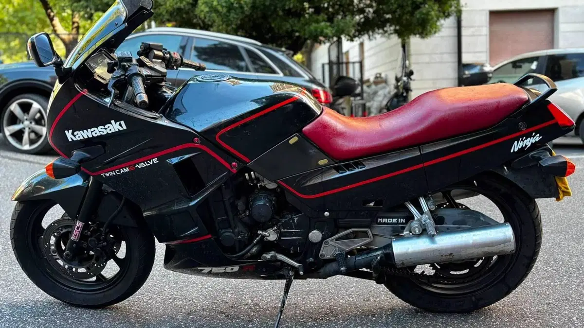 Kawasaki   (5)
