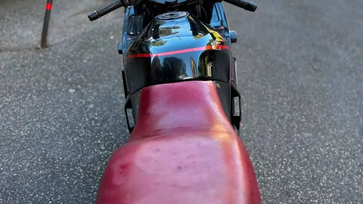 Kawasaki   (7)