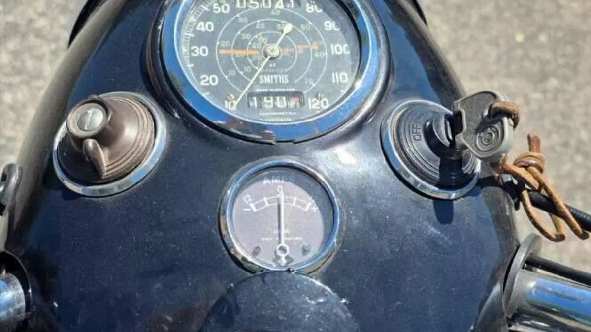 Triumph   (10)