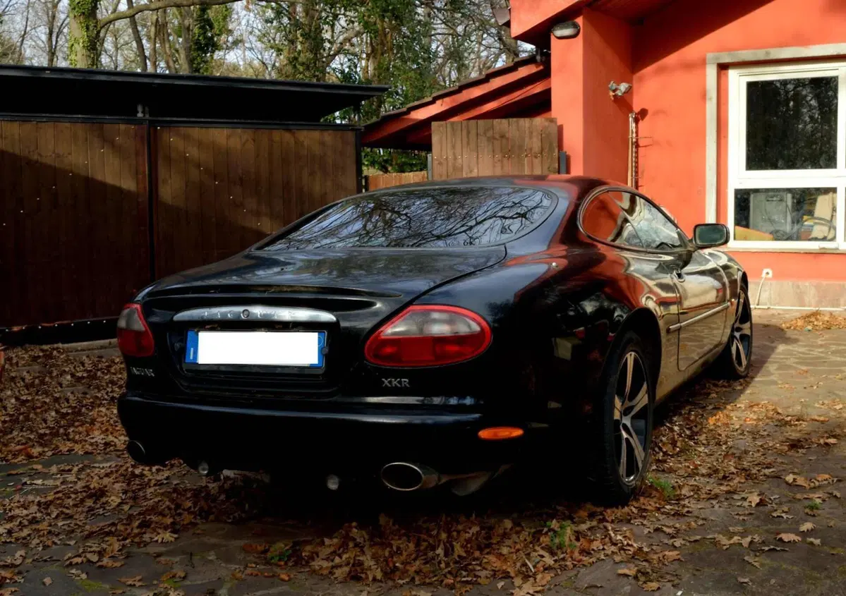 Jaguar XKR 4.0 Coupé (2)