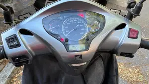 Honda SH 300 i (2006 - 10)  (5)