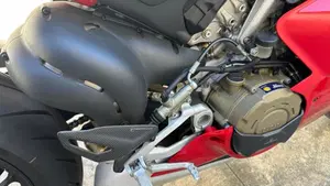 Ducati Panigale V4 S 1100 (2020)  (9)