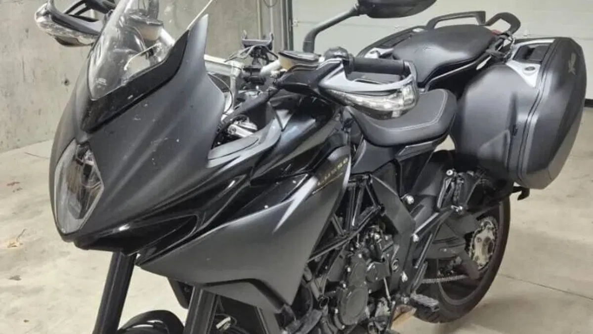 MV Agusta Turismo Veloce 800 Lusso SCS (2021 - 26) 
