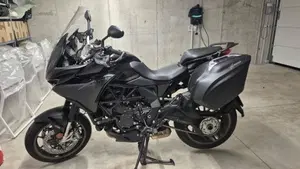MV Agusta Turismo Veloce 800 Lusso SCS (2021 - 26)  (2)