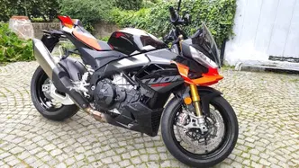 Aprilia Tuono V4 Factory (2025 - 26) usata