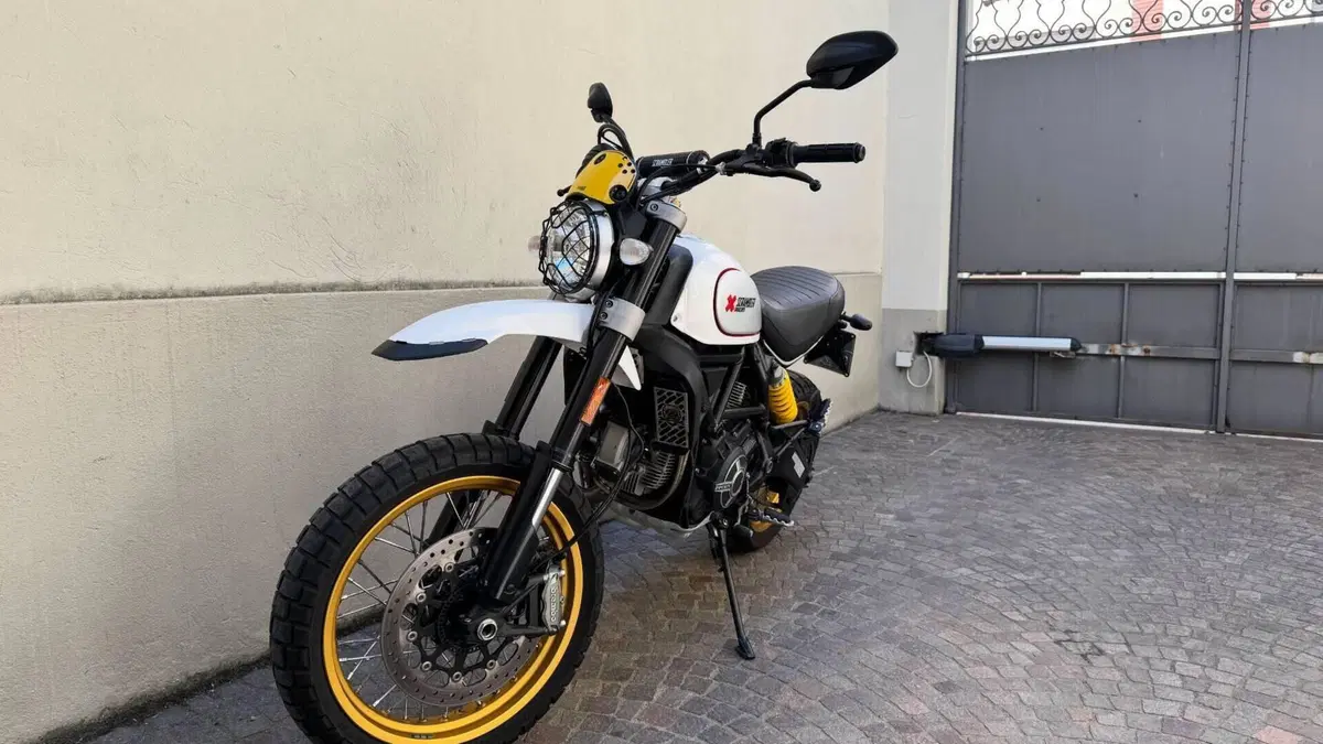 Ducati Scrambler 800 Desert Sled (2017 - 20)  (2)