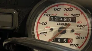 Yamaha TT 600 R  (4)