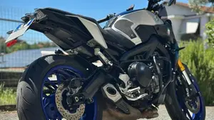 Yamaha MT-09 SP (2018 - 20)  (2)