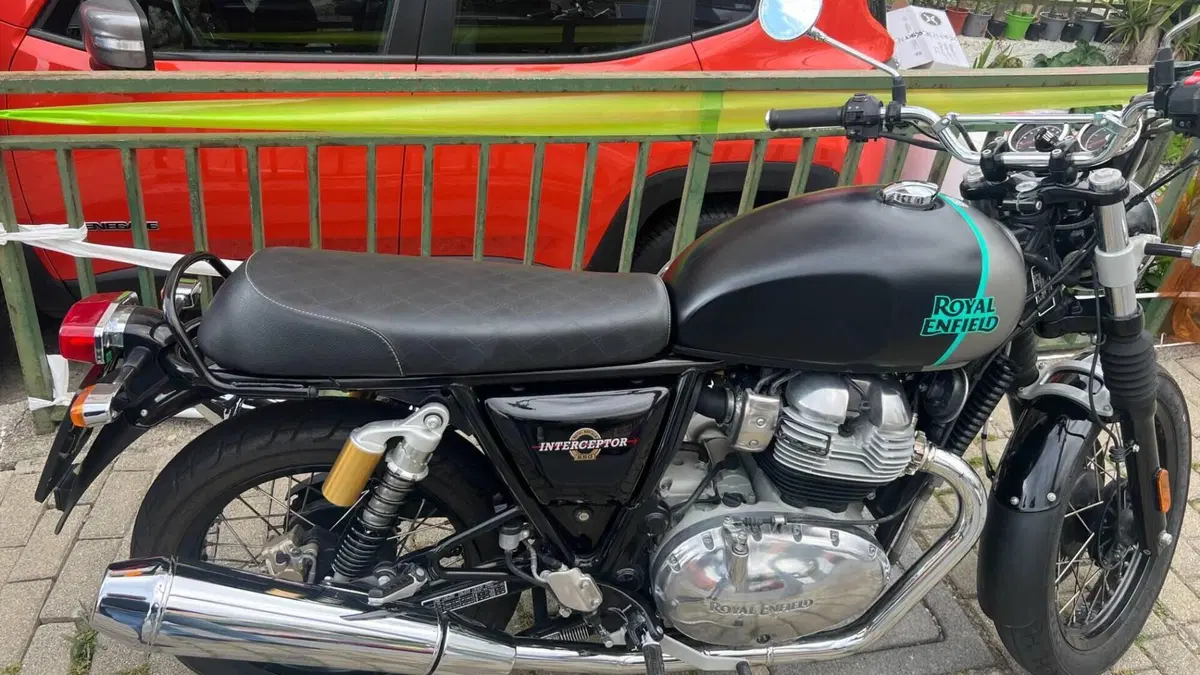 Royal Enfield Interceptor 650 (2021 - 26) 
