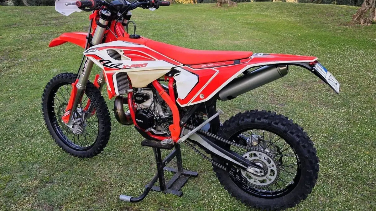 Betamotor RR X-PRO 300 2T Enduro (2025)  (4)