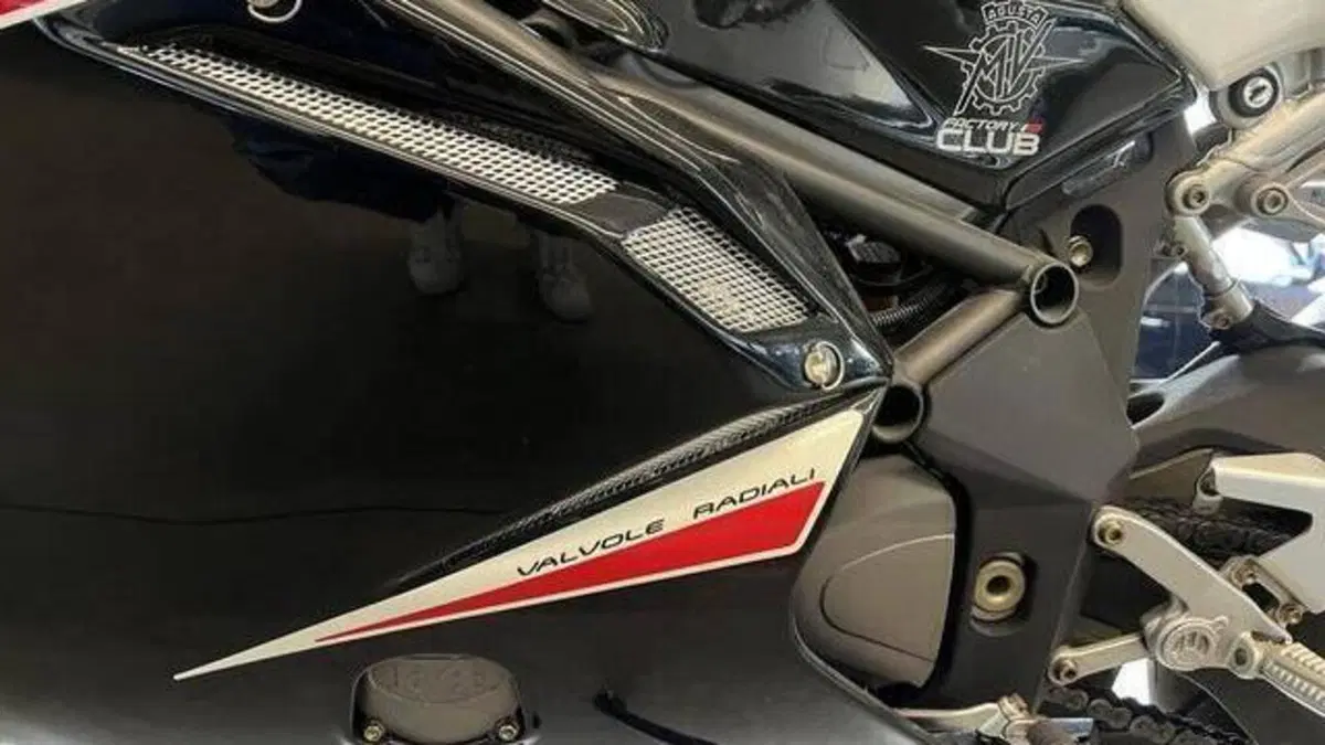 MV Agusta F4 1000 312 R (2007 - 09)  (11)