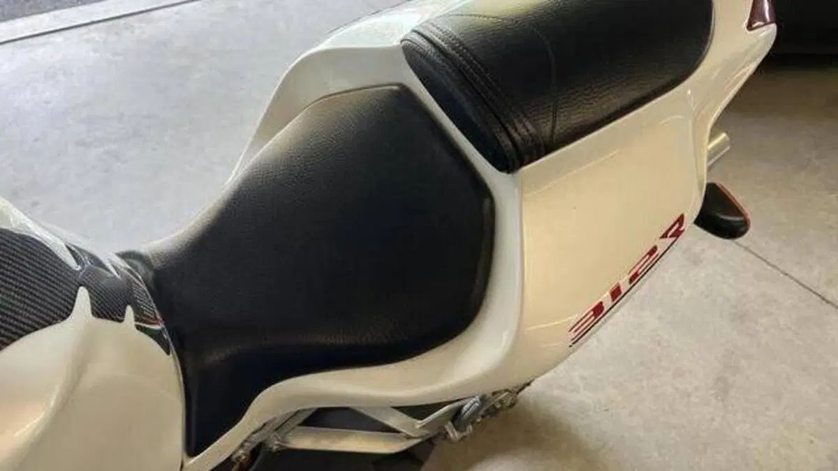 MV Agusta F4 1000 312 R (2007 - 09)  (8)