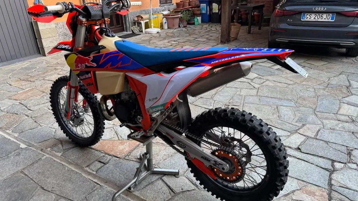 KTM 300 EXC TBI Six Days (2024)  (3)