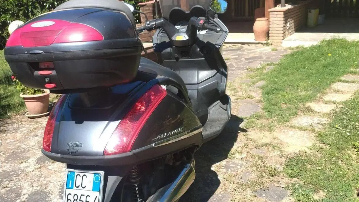Aprilia Atlantic 500 (2003 - 04)  (2)