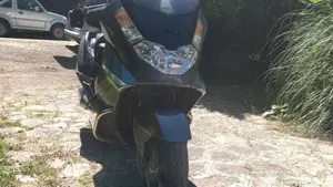 Aprilia Atlantic 500 (2003 - 04)  (5)