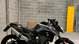 KTM 790 Duke L (2023 - 24)  (2)