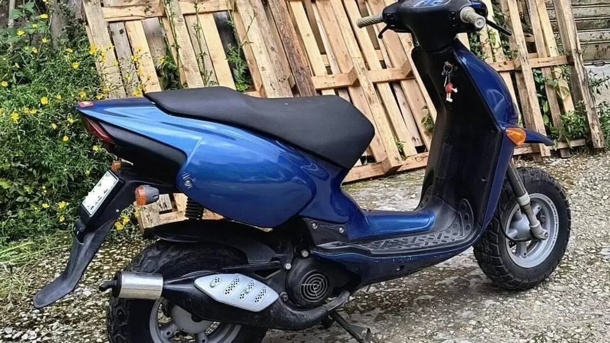 Aprilia Rally 50 LC (1996 - 01)  (2)