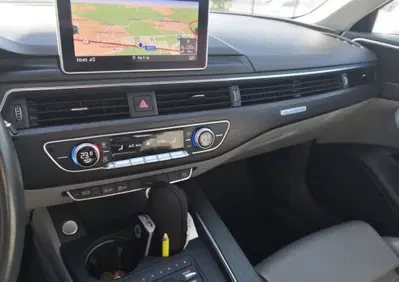 Audi A4 2.0 TDI 190 CV quattro S tronic Sport (10)