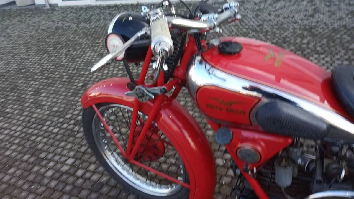 Moto Guzzi   (6)