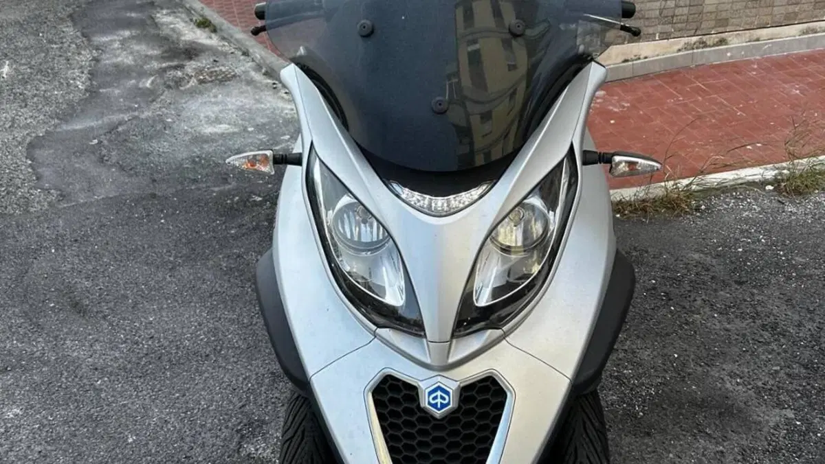 Piaggio Mp3 300 ie Sport LT ABS (2014 - 16) 